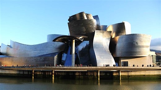 How Frank Gehry (RIP) and the Guggenheim Museum Bilbao Changed Architecture