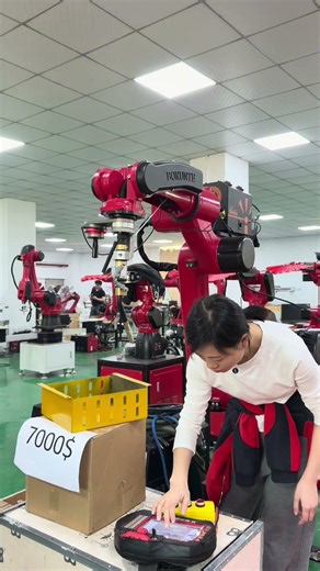 #Programming-free spraying robot #sprayingrobot #Weldingrobot #industrialrobot#sixaxisrobot #robot