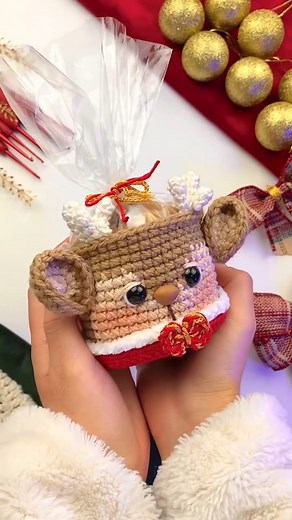 58K views · 765 reactions | 臨 ¡Lleva tu patrón y empieza a tejer ya!  ✨Este enlace es para ADQUIRIR nuestros patrones exclusivos, diseñados para que disfrutes tejiendo amigurumis perfectos, sin complicaciones.   Ideales para vender, regalar o darte un gusto. ¡Elige el tuyo y empieza hoy mismo!  Consíguelo aquí   hotm.art/mil-PATRONES-amigurumi | Academia Crochet | Facebook