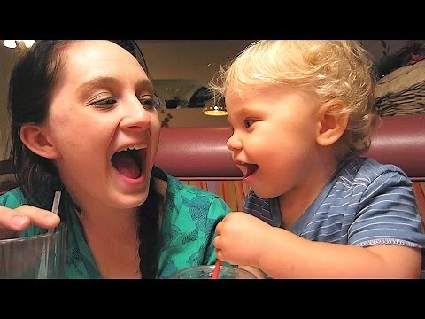 CUTE BABY MIMICKING!! (10.23.14 - Day 636)