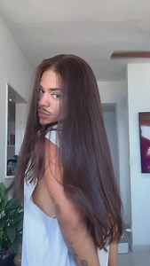 Studio Wig on Instagram: "Esse modelo personalizado inspirado na #anitta Modelos sob encomenda ✨"