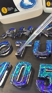 Ever wondered why resin doming goes wrong? 👀✨ It’s all about surface tension. Break it — and your resin will cascade right off the edge. Master the dome, get that glass-like finish, every time. 👉 Share it with a resin mate & follow for more pro tips. #resindoming #resintips #resin #art #australianmadecampaign | Resi Art