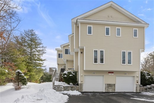 202 Old Bridge Ln #B2, Bellingham, MA 02109 - MLS 73335776 - Coldwell Banker