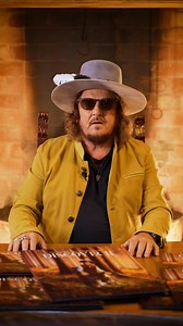 35K views · 28 reactions | "DISCOVER II" ist der zweite Teil von Zuccheros Cover-Album-Projekt, in dem er einige der Songs, die er in seinem Leben am meisten geliebt hat, neu interpretiert. 15 ganz unterschiedliche Titel, die Zucchero so persönlich überarbeitet hat, dass sie wie seine eigenen Songs wirken. Ab jetzt überall erhältlich. | Zucchero Fornaciari | Facebook