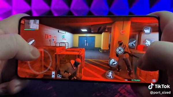 GTA 5 Mobile Gameplay: Grand Theft Auto V on Android & iOS