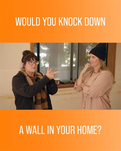 Hanna seeks help from experts Leslie and Lyndsay to sell her late mother-in-law's home. #UnsellableHouses Watch full episodes on discovery : https://bit.ly/3HfHr6e | Love Home