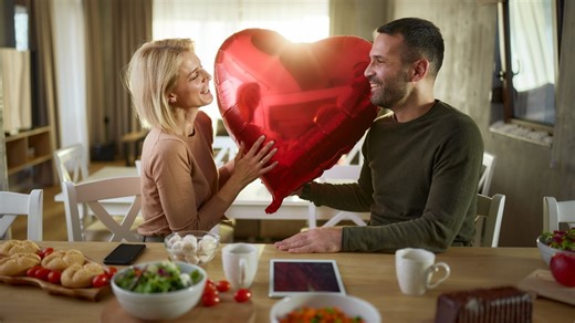 8 Valentine's Day gift options from Amazon, Target & more for under $28