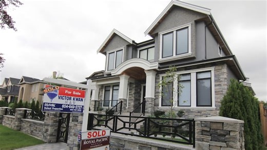 Conservatives, Liberals both pledge middle-class tax cut