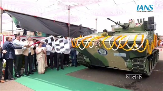 Why the hell do v need more K9 Thunder imports and ....even worse...y the hell do v need to license build Pantsir ? V can build all of them by ourselves.Hope someone drain that import bahdur swamp out of defence bureaucracy in South block