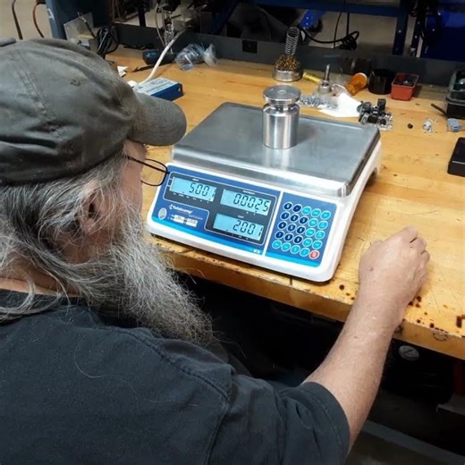 Bench Counting Scale - using test weights