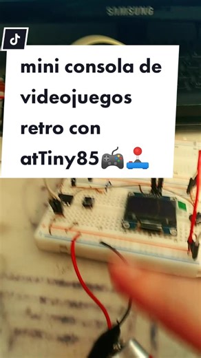 Cómo fabricar una mini consola retro con atTiny85