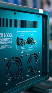 Poder, versatilidad y rendimiento profesional. Este es el Peavey XR1000L: un cabezal con calidad de escenario, ideal para músicos, iglesias o eventos en vivo. 🎸 Disponible ahora en Electrónica Panamericana. 📲 Escríbenos al 2410-9000 o visítanos en tiendas. #Peavey #AudioProfesional #ElectrónicaPanamericana | Electrónica Panamericana