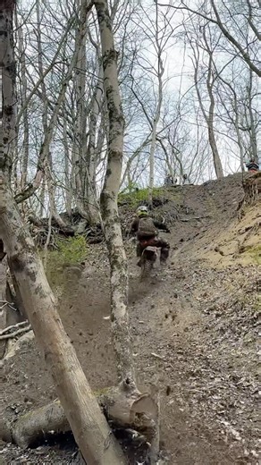 Tombstone got ate up!! #freeride #hillclimb #pointview #psf #openedge #hillkillers