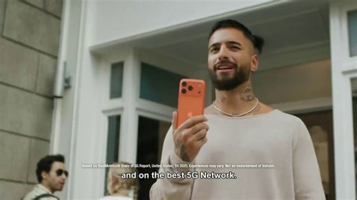 Verizon TV Spot, 'Ufff: Maluma: iPhone 17 Pro'