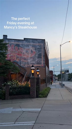 Mancy’s Steak, Toledo Tradition 🍸 | Toledo City Paper