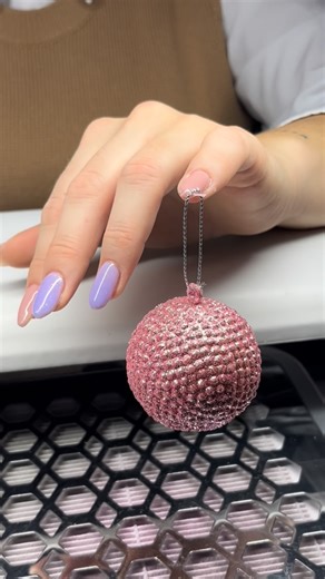 La Bruni 🖤 Consulente di Bellezza & Benessere on Instagram: "Problema risolto ✅ Ah, no? 😂 Sotto le feste, si può tutto ✨ SEO: bellezza, benessere, bellezza e benessere, benessere 360, unghie, ricostruzione unghie, onicotecnica, smalto semipermanente, colori, unghie, gel, prima e dopo, unghie decorate, decorazioni, forme estreme, onicofagia, unghie onicofagiche, correzione forma, unghie corte, unghie decorate, quadrato, unghie lunghe, mandorla, colorfull, dual form, lunghezze estreme, french, f