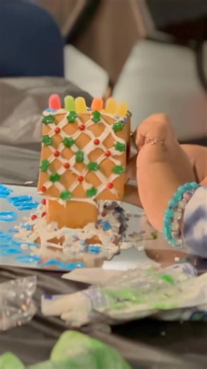 It’s the most wonderful time of the year, and you’re invited to join family and friends at an oh-so-jolly celebration! Don’t miss our 5th annual Jingle Jam Christmas Spectacular & LIVE Concert happening at Metro Tab Church on Saturday, December 13th at 5PM and Sunday, December 14th at 5PM. This year at Jingle Jam, you’ll enjoy harmonious medleys of holiday songs from some of your favorite Christmas movies — all brought to life in a joyful, one-of-a-kind concert experience. But that’s just the be