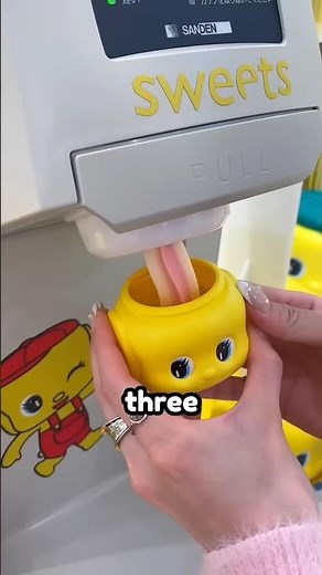 Three strange things you'll find only in Japan🇯🇵🤯 #japan #japanthings #japaneseculture #japanesefood