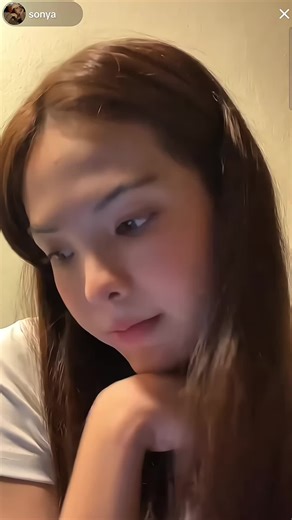 Captivating Singing Performance by Sonya Sarann