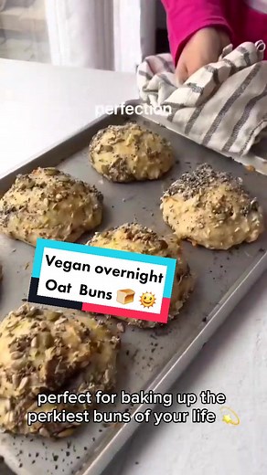 Vegan overnight Oat Buns 🍞🌞 🌞 Rise and shine with our mouth-watering Vegan Overnight Oat Buns! 🍞 This recipe, inspired by @arladk and crafted by @plantyou, is perfect for those who love big buns and a healthy breakfast. With no-knead preparation and simple ingredients, this recipe is easy to follow and delicious to taste. Find the full instructions and ingredient list at plantyou.com and get ready to enjoy a guilt-free breakfast! #veganbreakfast #veganrecipe #healthyrecipe #plantbased #plant