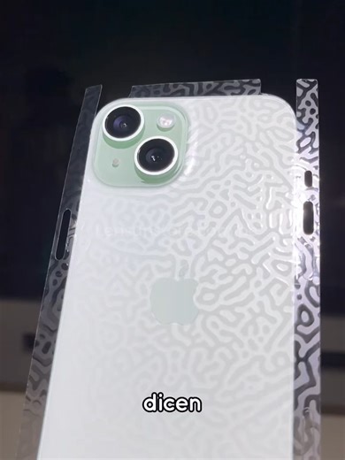 Skin Transparente: Protege y Estiliza tu Dispositivo