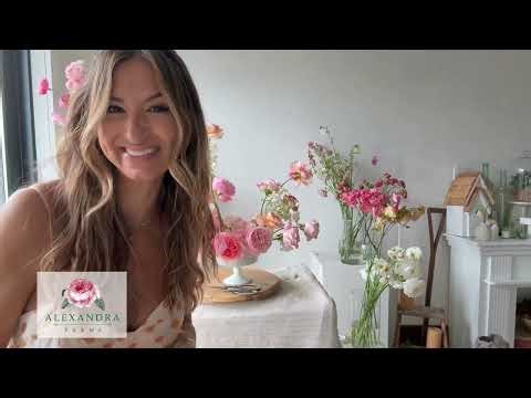 Romantic Wedding Centerpiece Tutorial | Garden Roses in Floral Design