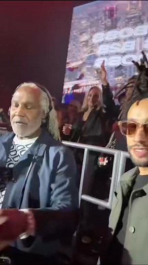 Back to back with Da Boss 🎵 | Jnr Windross