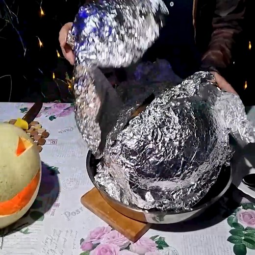 6.9K views · 95 reactions | Looking for a unique and tasty Halloween recipe? This savory stuffed pumpkin is filled with a hearty mix of meat, rice, chestnuts, and walnuts – the perfect combo of autumn flavors! 六‍✨ Perfect for your spooky season feast or a cozy fall dinner.  #MeatAndRiceStuffedPumpkin #HalloweenTreats #FallFlavors #ChestnutsAndWalnuts #AutumnDelights #PumpkinRecipes #HalloweenDinner #SeasonalEats | Daily Cook Recipe | Facebook