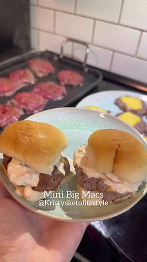 116K views · 2.3K reactions | Mini Big Macs (recipe in comments) #keto #lowcarb #easyrecipe #reels #kristysketolifestyle | Kristyslifestyle | Facebook