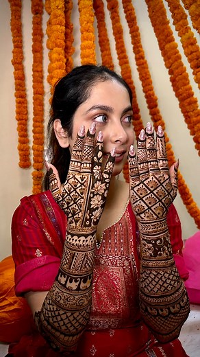 Behind the Bandhan | Wedding Content Creator on Instagram: "When the bride is a Sikhni, koi doubt matt rakhna dil mei 🔥 Geet ❎ Reet ✅ (mehendi, bollywood bride, mehendi bride, indian bride, Indian wedding, Indian wedding fun, indian wedding festivities)"