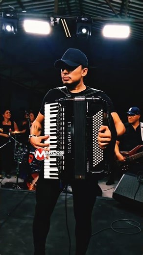 Forró CHAPÉU DE COURO #bregashow #musica #somodao #sertanejo #piseiro #nordeste #cantora #saojoao