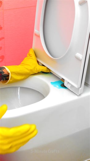 Cleaning hacks that will save you lots of money and time 😎 | 5-Minute Crafts GIRLY