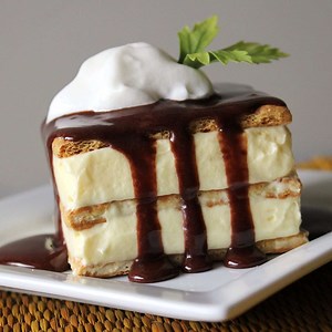 Chocolate Éclair Dessert