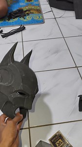 Sedang membuat helm batman untuk cosplay anak ukuran 123cm Ada masalah di skala helm nya kayak nya kekecilan #cosmake_heroic #batman #cosplay_batman | Cosmake Heroic