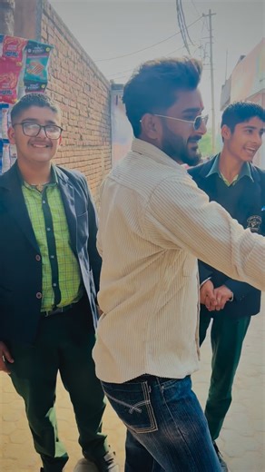 abhinash_abhi__ on Instagram: "✅Rady ho phir show ke liya❤️"