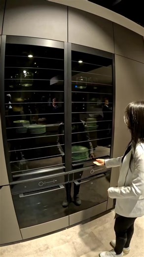 🎥 Episode 4 — German Kitchen Inspirations Series Fresh from an inspiring trip to Germany, our team has returned with the latest design trends, craftsmanship, and innovations shaping the future of Timbercraft kitchens. Join us as we explore where creativity meets precision, and bring a touch of German excellence to your dream kitchen. #germankitchen #kitchendesign #germandesign #modernkitchen #dreamkitchen