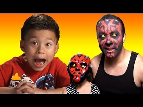 DARTH MAUL scares EVAN from EvanTubeHD!!!