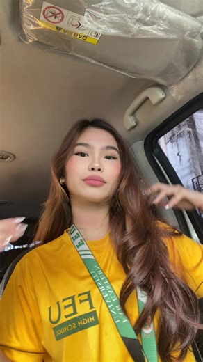 burned myself w a curling iron 😁✌🏼#fy #feur