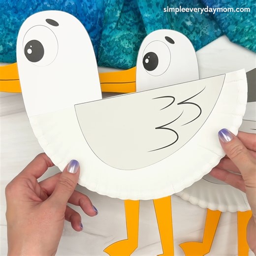 928 reactions · 514 shares | Perfect little craft for a beach or ocean unit—and it’s so simple to make with just a paper plate! Snag the printable by saying “Template” ⬇️ | Simple Everyday Mom | Facebook
