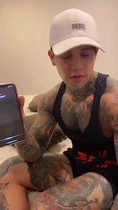 2.6M views · 10K reactions | Siri Vs Alexa藍藍 | Familia Cossio | Facebook