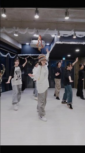 BTS Dynamite Holiday Remix beginner's hip hop dance