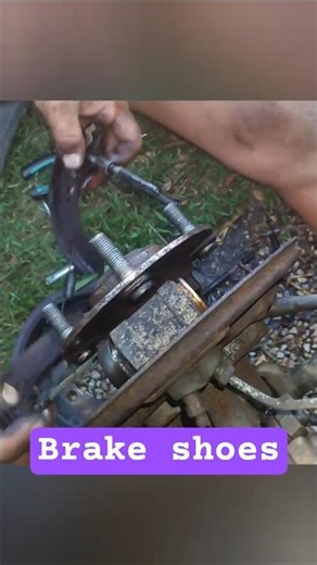 Removing Rear Brake Shoes & Cylinder - pt 1 #brakes #hyundaiexcel