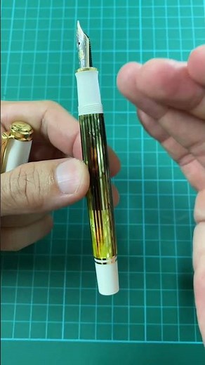 Pelikan M400 White Tortoise Shell Fountain Pen Quick Review #shorts