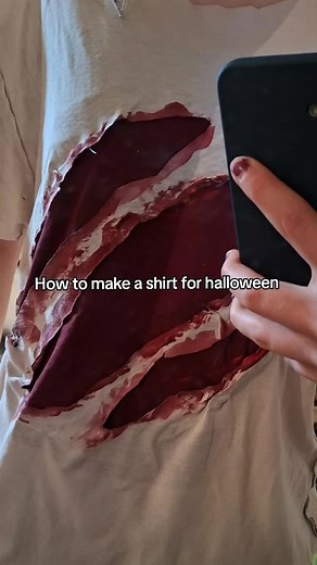 DIY Halloween Costume: Easy Fake Blood Shirt Tutorial