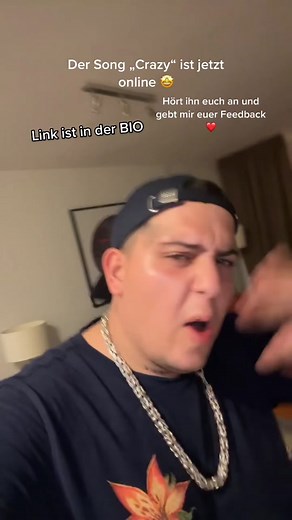 Der neue Song „Crazy“ ist jetzt endlich online 🤩🥂 Streamt den Song bei Spotify und Apple Music ❤️ Gebt mir euer feedback #newsong #fy #fyp #bign #release #newmusic #onstage #crazy #50cent #clubbanger #livemusic