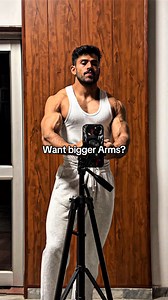Progressive overload 🦍 To get bigger arms, yes you need bigger triceps but let’s focus on biceps for now. And for that, you need to curl more. Progressive overload is key: train arms twice a week max with 2-3 exercises per session. Add weight, increase reps, or try drop sets to push harder. Focus on intensity, not volume. Quality beats endless sets! Save this and start building now! ✅DM me “TRAIN” for coaching. #fyp #foryou #explorepage #gym #gymmotivation #gymbro #workout #workoutmotivation #b