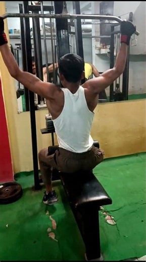 training for arm wrestling with bodybuilding competition 💪