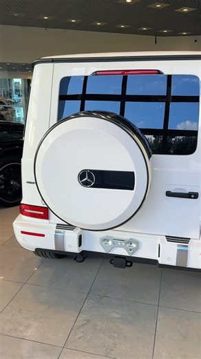 Luxury Life Style begins with mentality! #mercedesbenz #mercedes #luxurylifestyle #naplesflorida