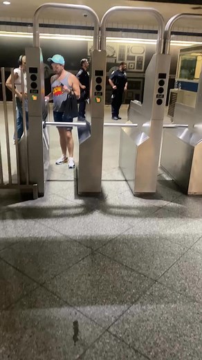 #FunnyVideosDaily #ComedyPost #RidiculousHumor #LaughAttack #ViralHumor #ComedyGoals #LOLReels | Eldineronfs