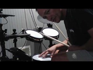 Lyxjam EDM800 Electronic drum set (horrible video)